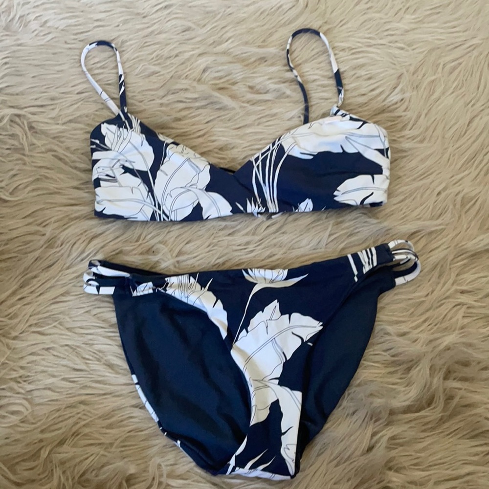 Roxy swim suit
